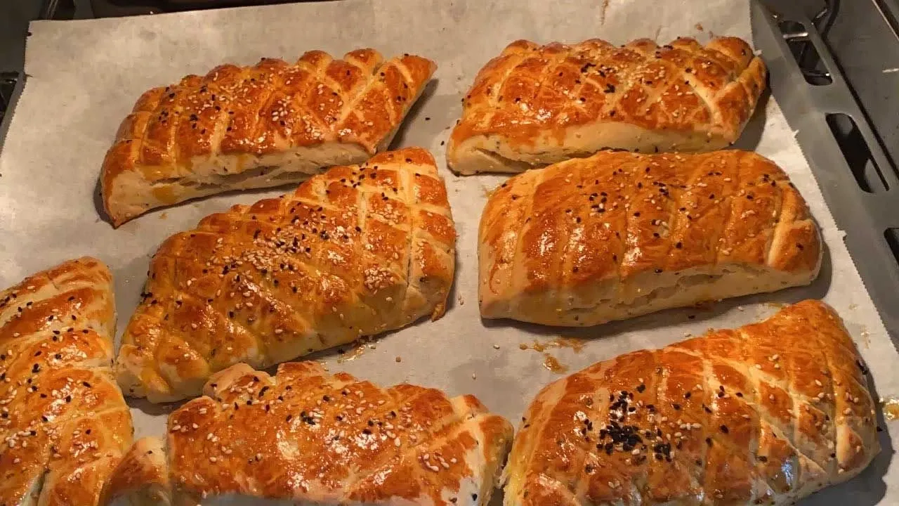 Diyarbakırlı Kadınlar Asırlık Çörek Geleneğini Yaşatıyor