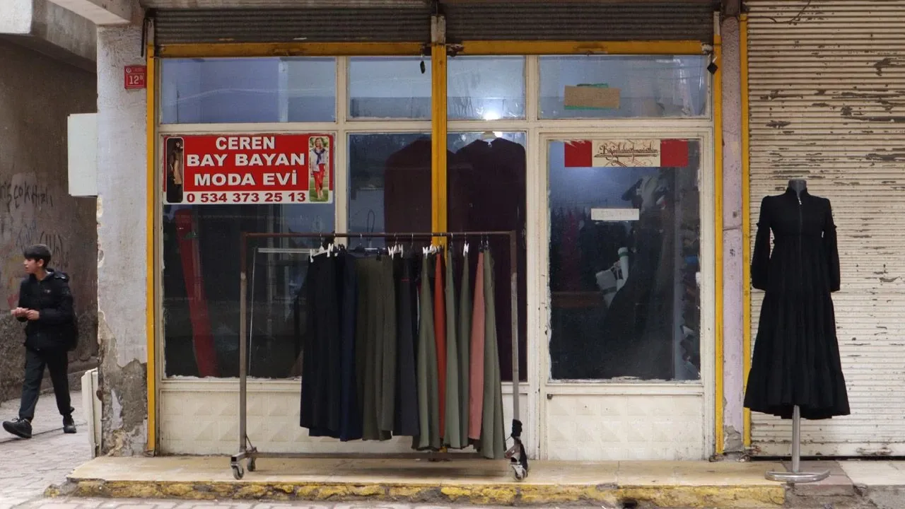 Terziler Yeni Ürün Yerine Tamirat Yapıyor