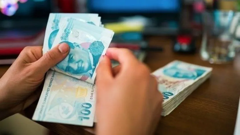 Uzmanı Anlattı: 2025'te Kim, Ne Kadar Maaş Alacak?
