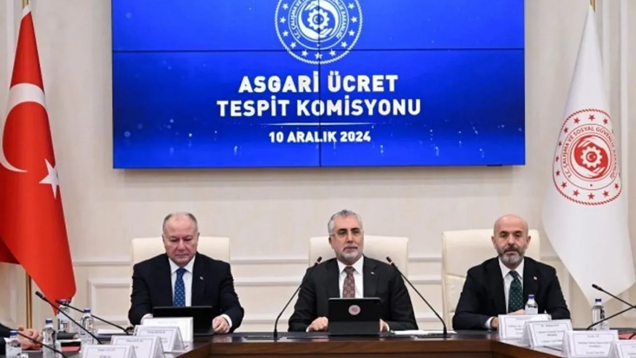 Bakan Işıkhan'dan Asgari Ücrete Ara Zam Sinyali!