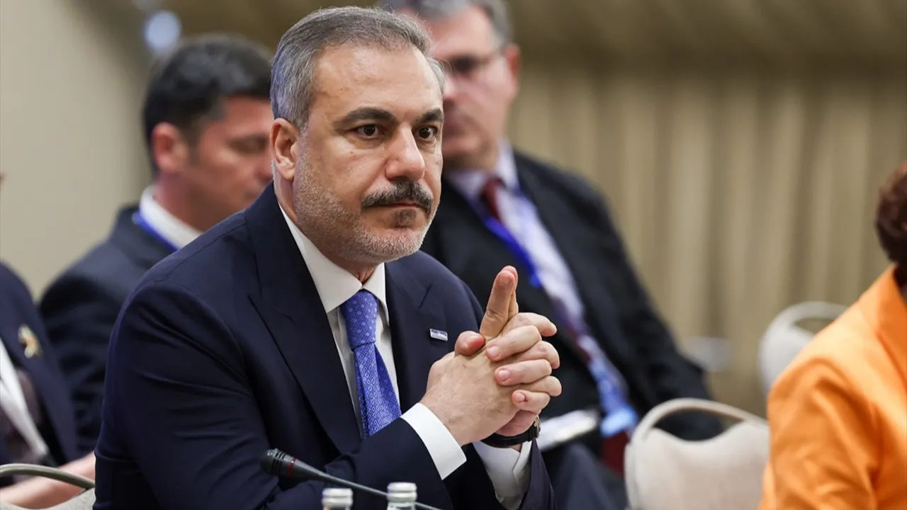 Hakan Fidan'dan Öcalan Açıklaması: "İmralı'da Devam Ediyor"
