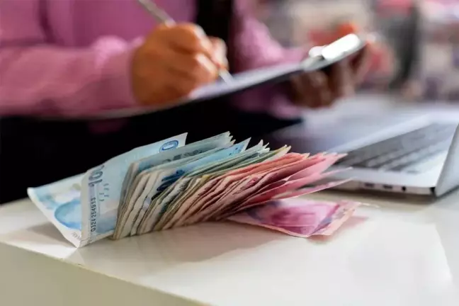 Ulusal Taşıt Tanıma Sistemi'ne Bugün Kayıt Yaptırmayanlara 28 Bin Lira Ceza Geliyor