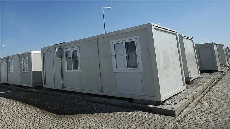 Cumhurbaşkanlığı Raporu: Depremlerin Üzerinden 2 Yıl Geçti Ama 650 Bin Kişi Konteynerde Yaşamaya Devam Ediyor