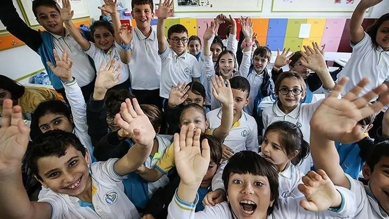 İkinci Dönem Ders Zili Yarın Çalacak