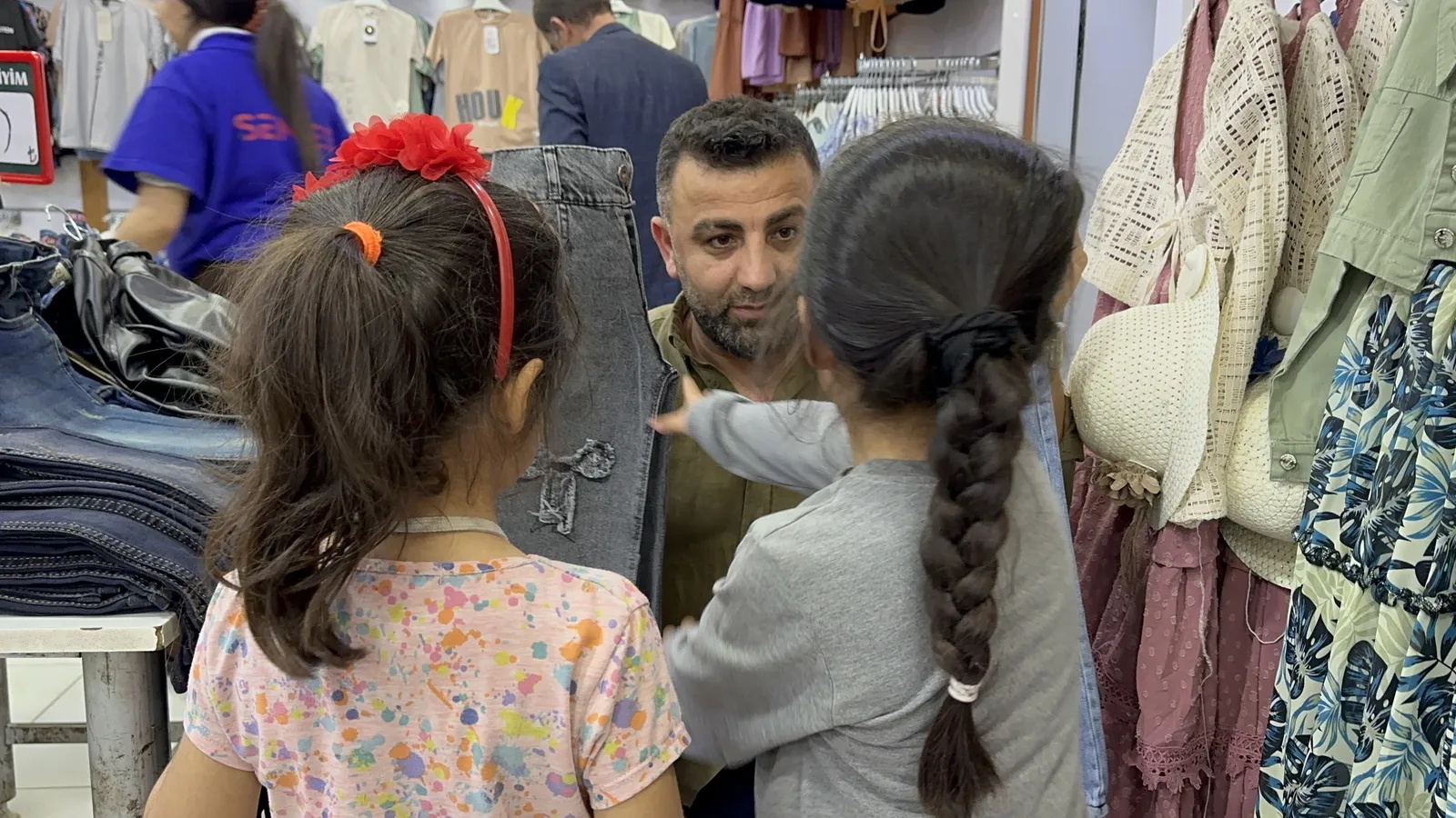 Depremzede Ailelerle Dayanışma Devam Ediyor