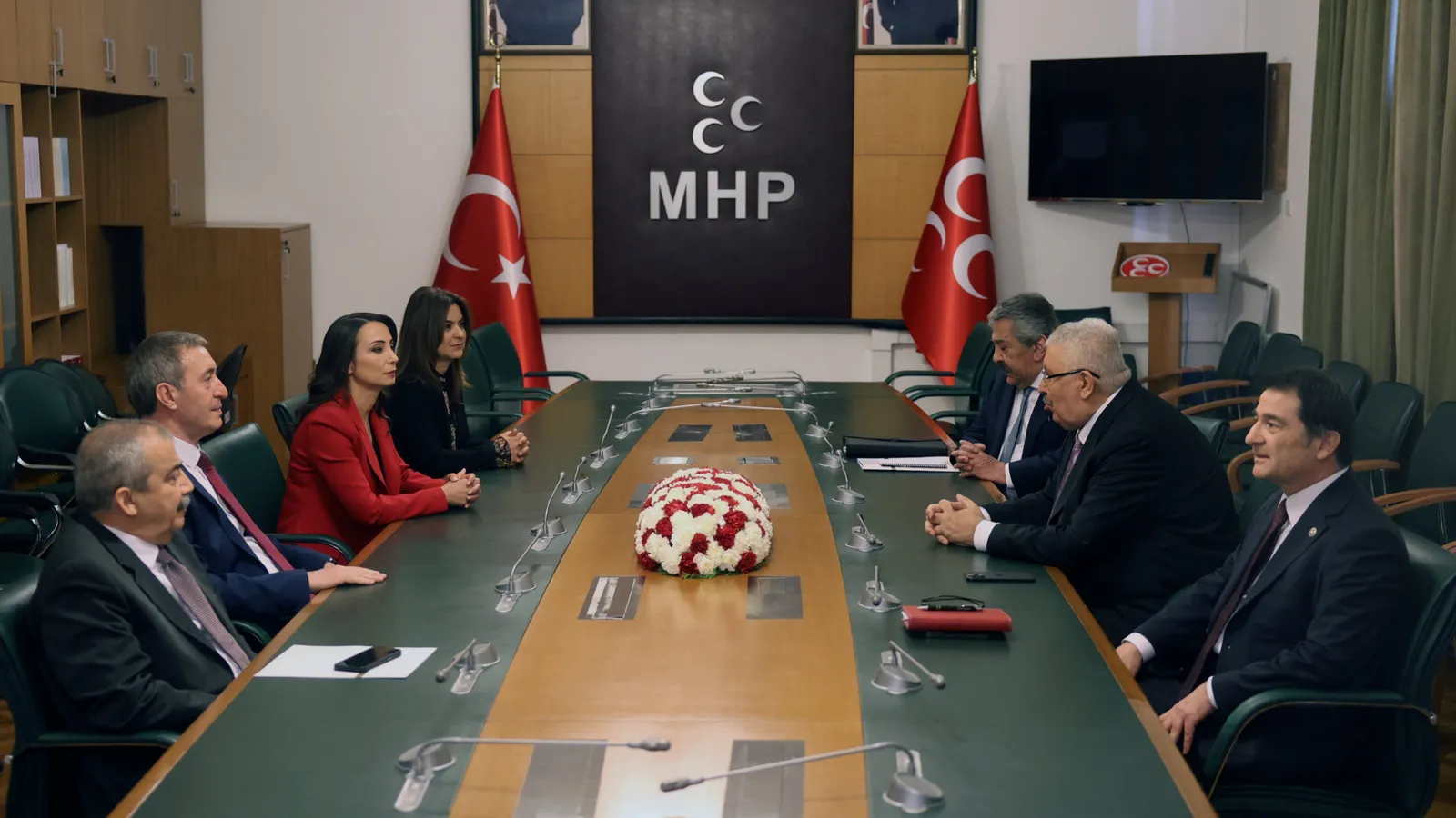 DEM Parti, MHP ve Ak Parti’yi Ziyaret Etti