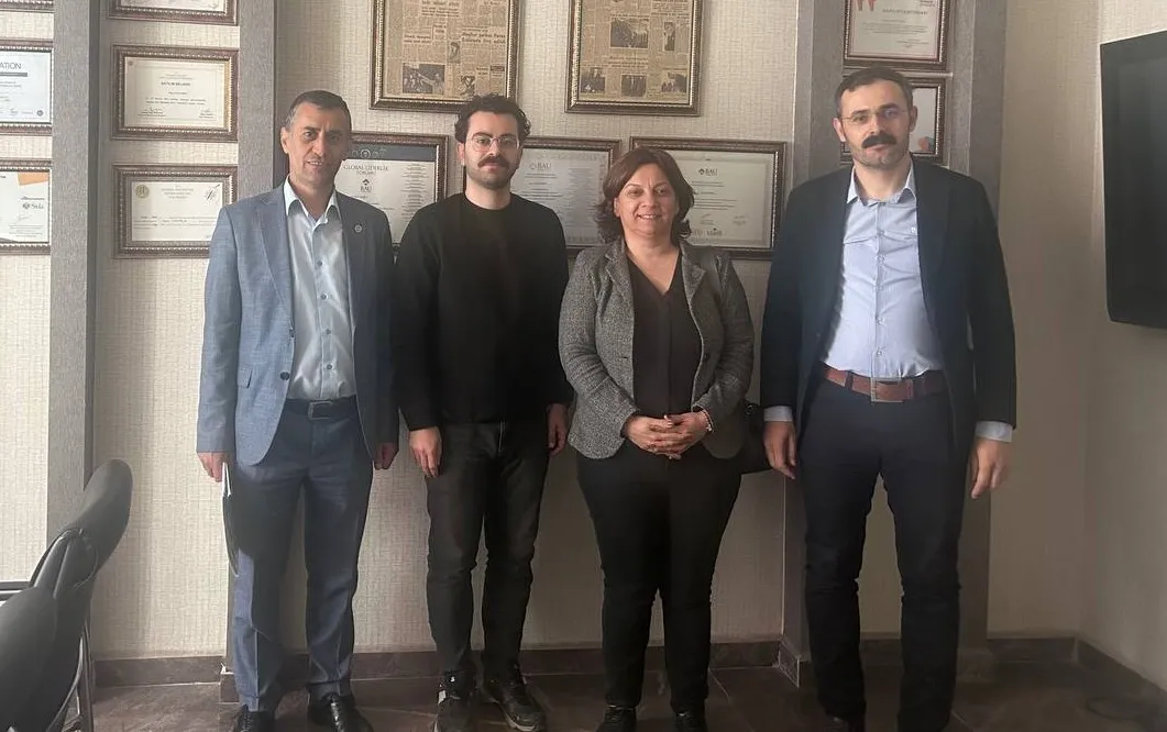 Eğitim Emekçileri İçin Mücadele Çağrısı