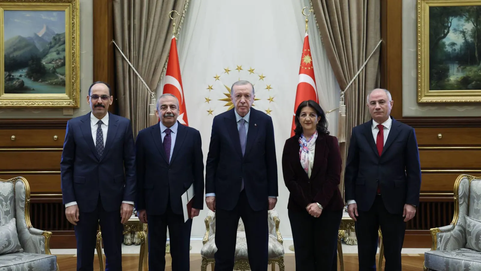 13 Yıl Sonra İlk Temas | Erdoğan, DEM Parti İmralı Heyetiyle Bir Araya Geldi