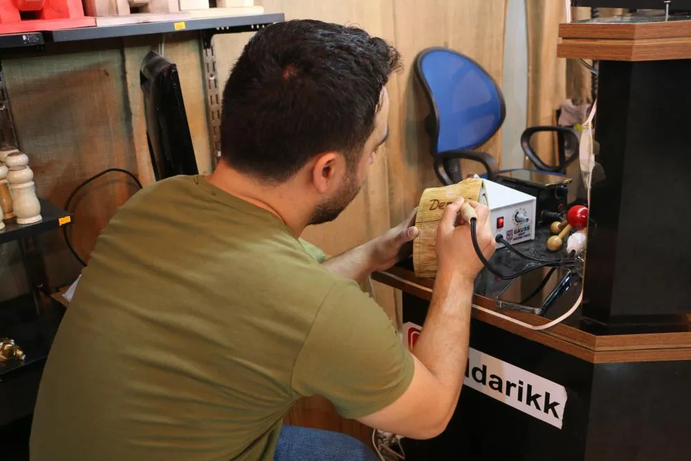 Diyarbakır'da Turistlerin Gözdesi Kişiselleştirilmiş Hediyelik Eşyalar