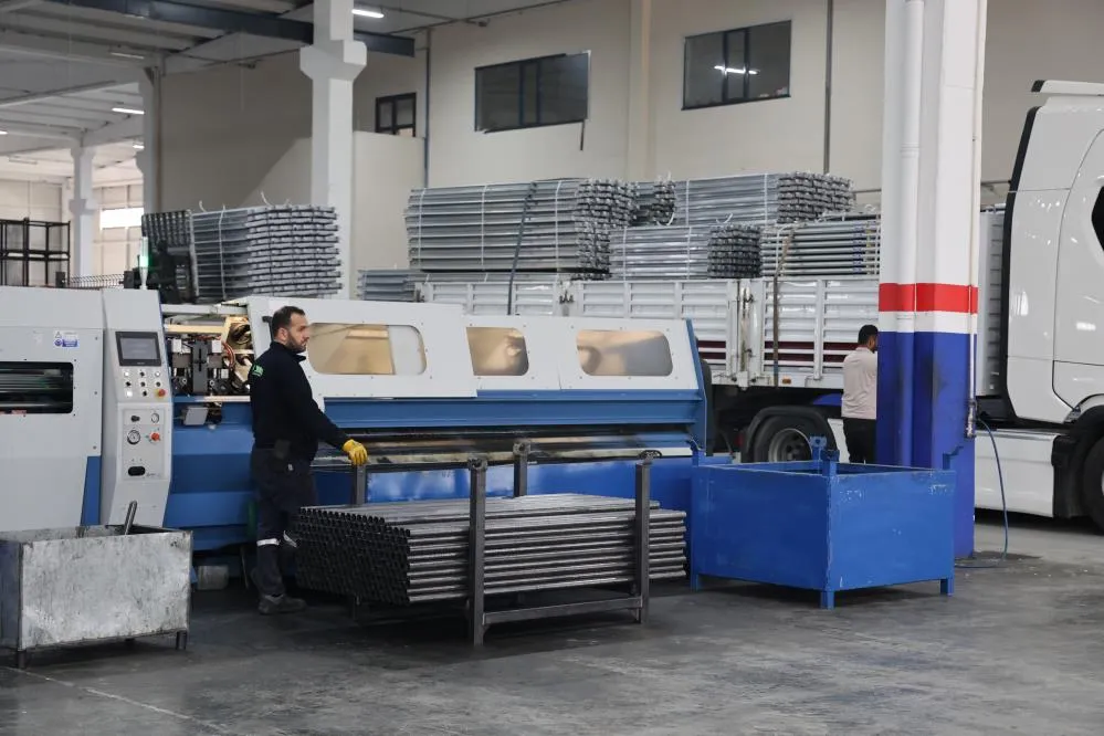 İstanbul'daki Yoğunluktan Kaçıp Diyarbakır'da Kurdukları Fabrikadan 10 Ülkeye İhracat Yapıyorlar