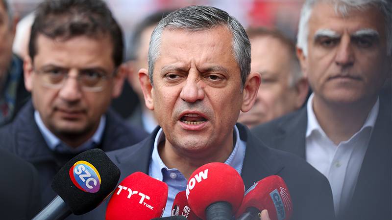Özel, Çözüm Süreci İçin Meclis'i İşaret Etti: Akıllarını Başlarına Toplasınlar!