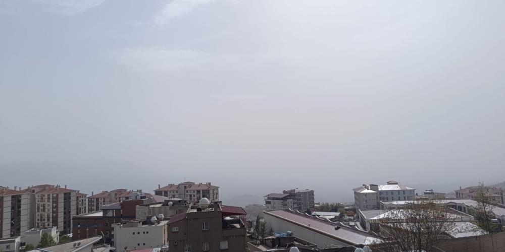 Şırnak'ta Toz Taşınımının Tetiklediği Hastalıklara Dikkat Çekildi