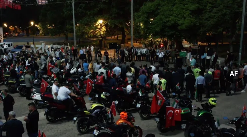 Motosiklet Sürücüleri İsrail'i Protesto Etti: “Nehirden Denize Özgür Filistin”