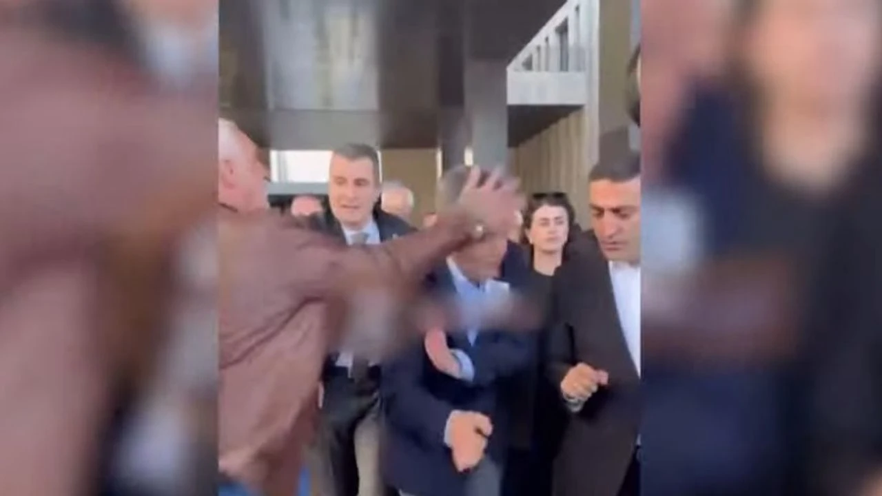 CHP Lideri Özel Saldırıya Uğradı