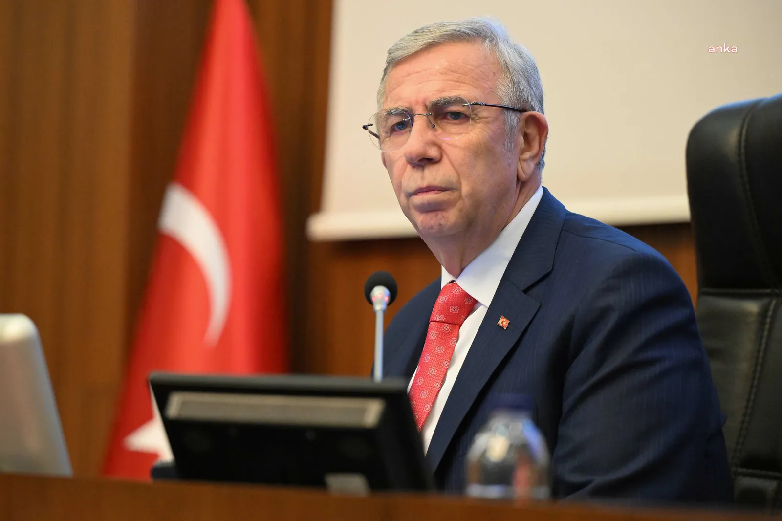 Mansur Yavaş: Amaç CHP'li Belediyelerin Önünü Kesmekse Bugün Görevi Bırakmaya Razıyım, Yeter Ki Şerefimizle Oynamayın!