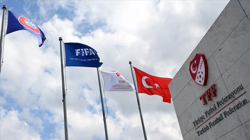 Amedspor'un 5 Futbolcusuna 22.5 Ay Futboldan Men Cezası