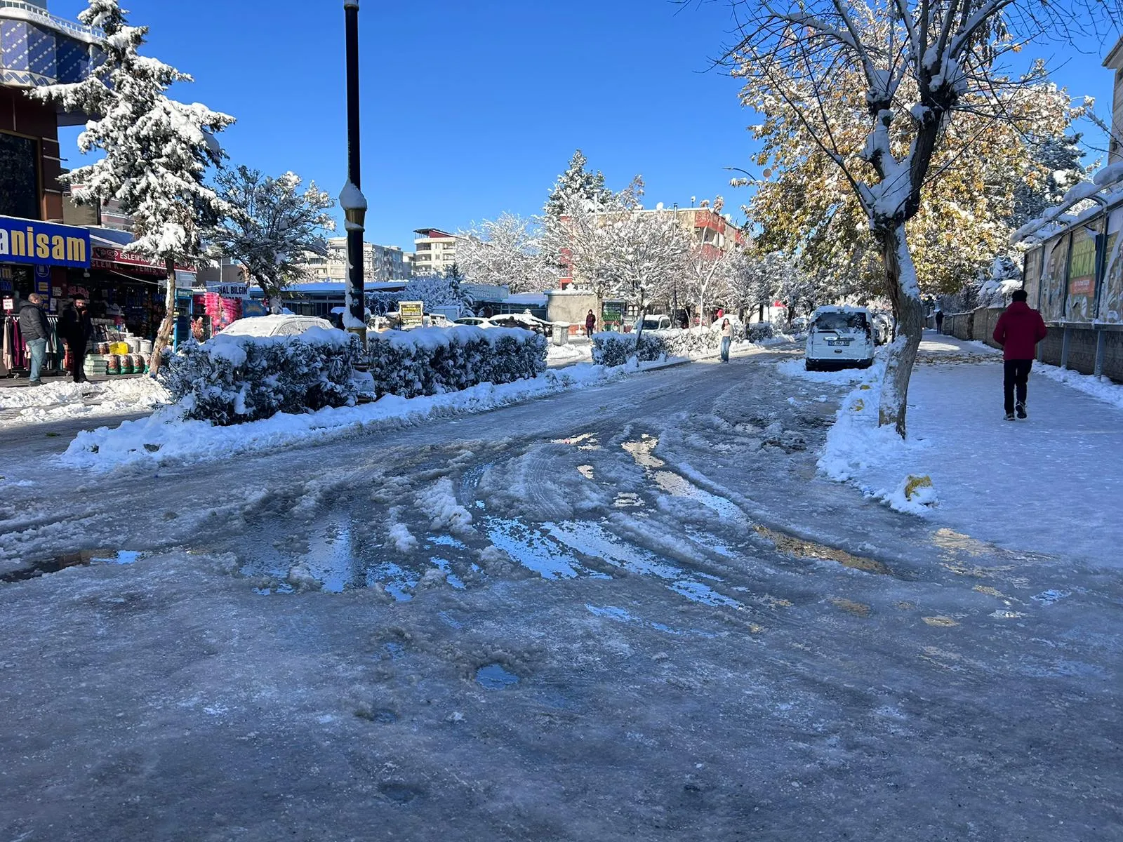 Siirt Belediyesi Sınıfta Kaldı: Kar Yağdı, Önlem Alınmadı