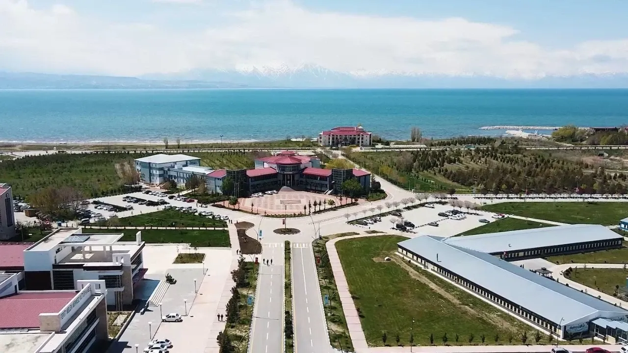 Van’da Aile Sempozyumu