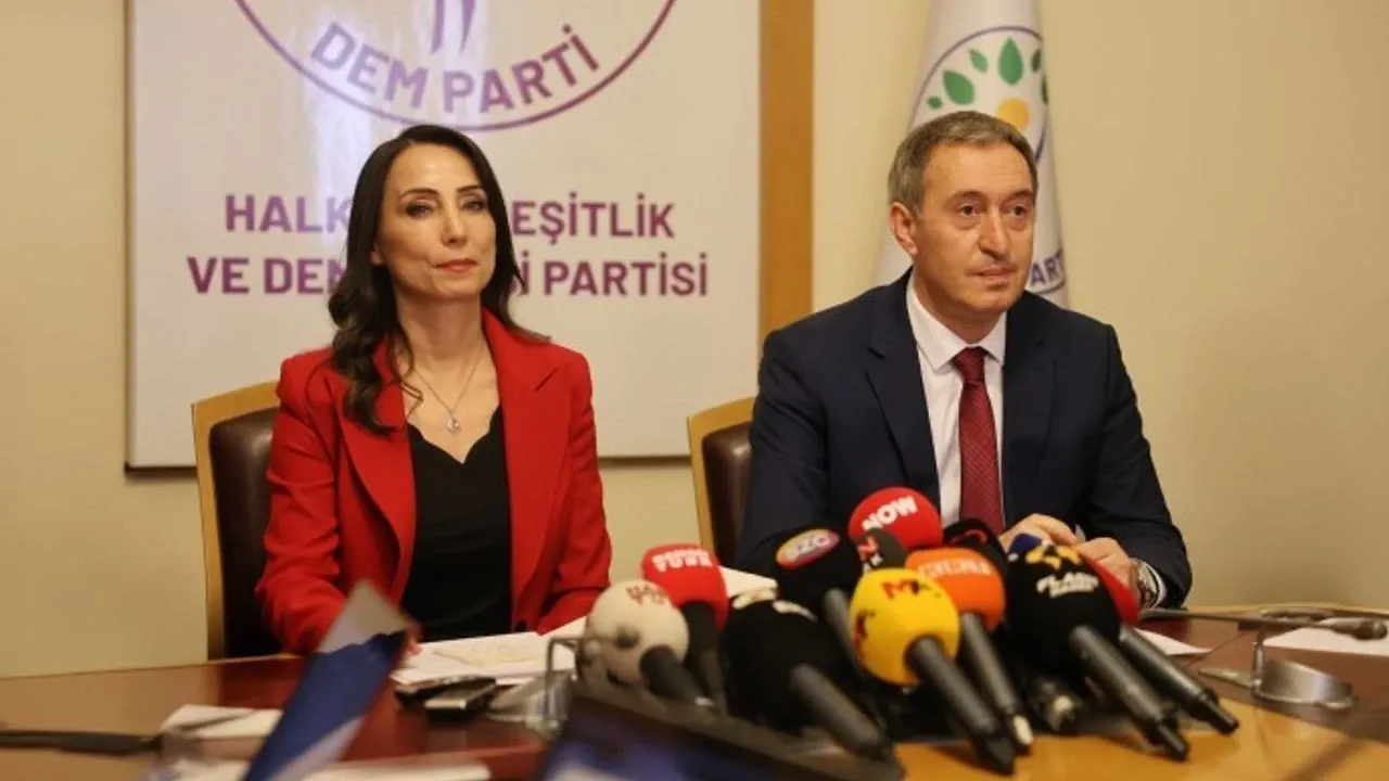 DEM Parti Eşgenel Başkanı Bakırhan: Suriye'deki Nüfuzunuzu Barış İçin Kullanın