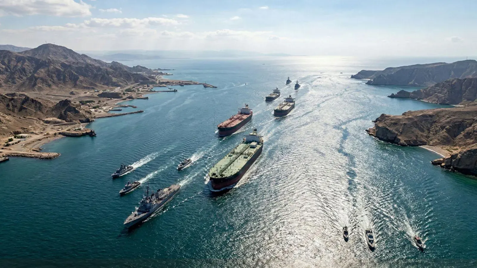 İran: Hürmüz Boğazı Kapatıldı, Petrol Boru Hatlarına da Saldıracağız