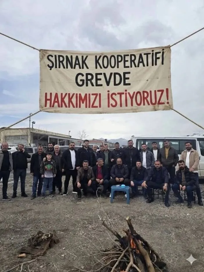 Şırnak’ta Tır Şoförleri Kontak Kapattı