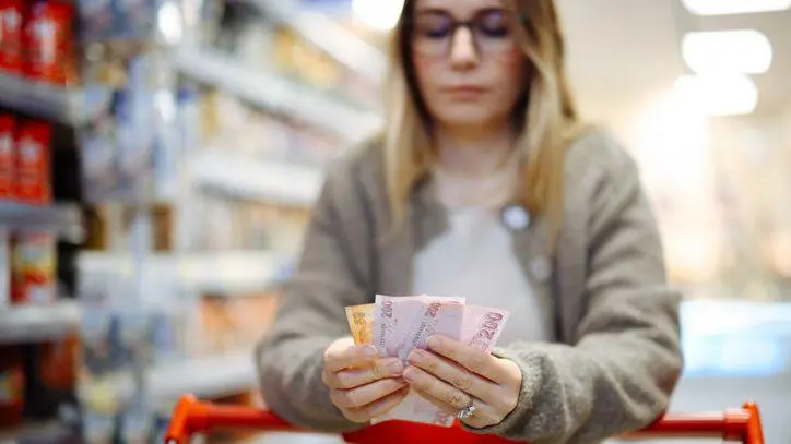 TÜİK'e Göre Yıllık Enflasyon Nisanda Beklentileri Aşarak %32,37 Oldu, Ekonomistler Nasıl Yorumladı?
