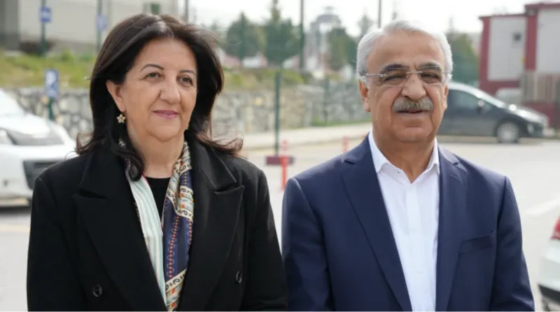 İmralı Heyeti'nden Pervin Buldan ve Mithat Sancar