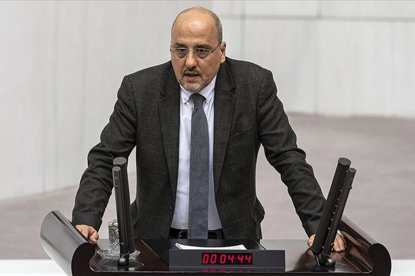 Ahmet Şık’tan ‘Çerçeve Yasa’ Değerlendirmesi: “İlkesel Bir Tercih, Ancak Risklerin Farkındayız”
