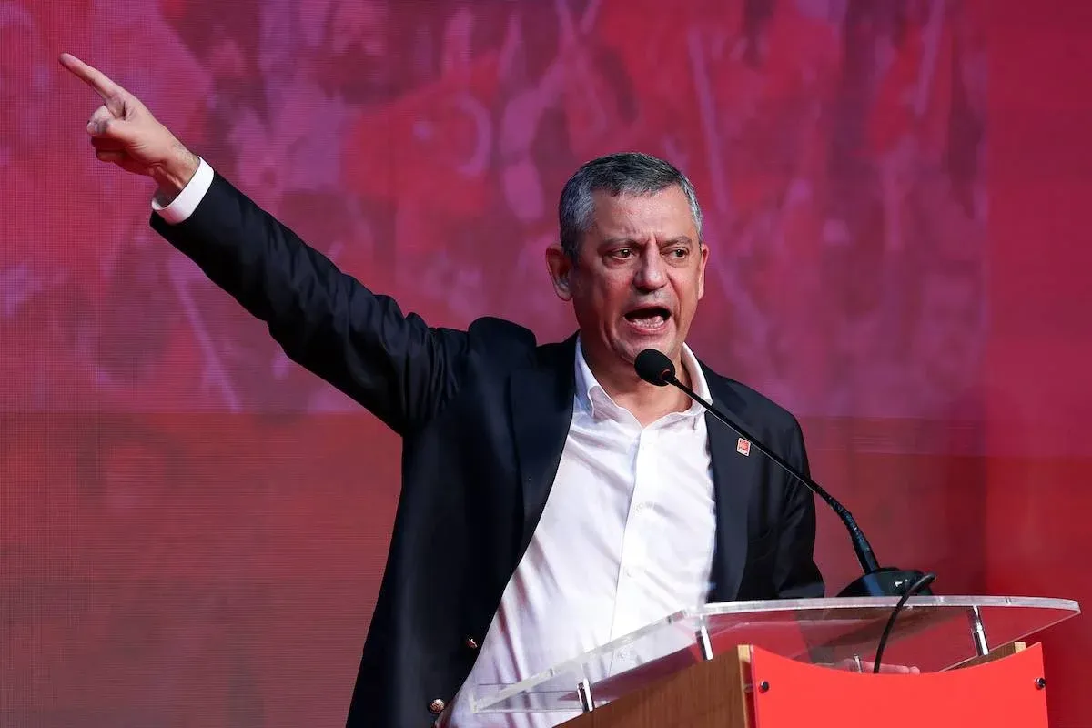 Özgür Özel: Fon Vurgununda Tutuklanamayacak Kadar Büyük Lokmalar Var