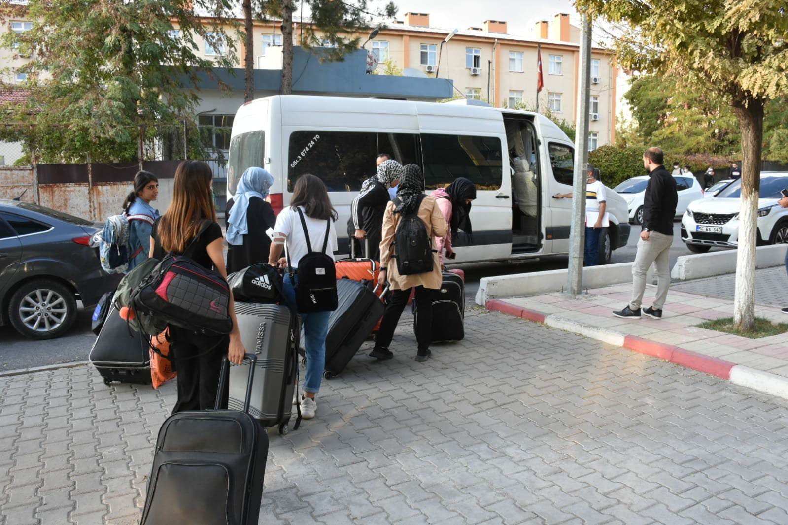 338 Öğrenci Belediyeye Muhtaç Kaldı