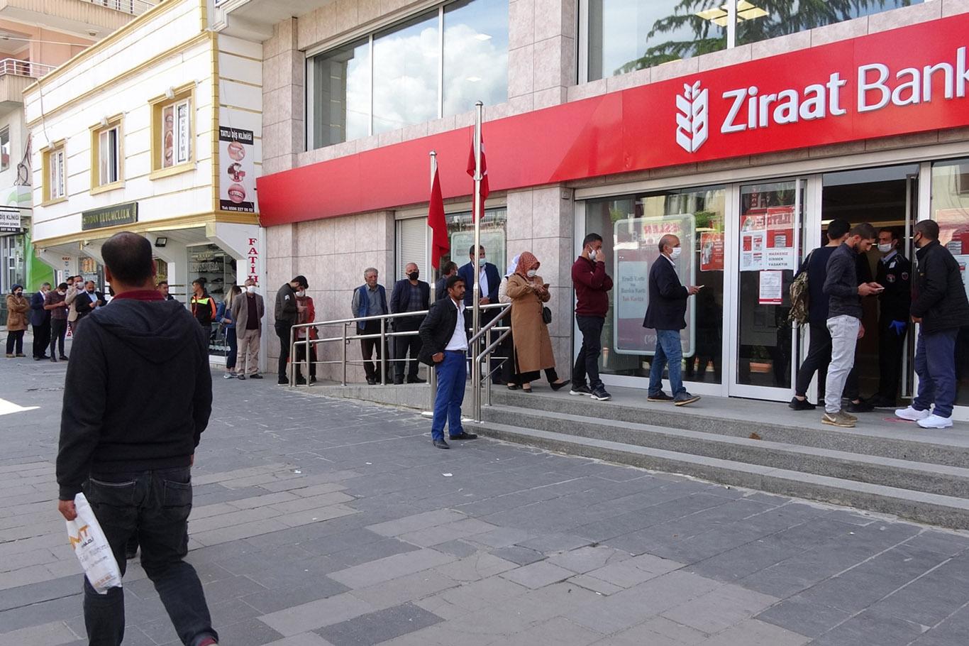 Siirtlilerin Bankalara Borcu Artıyor