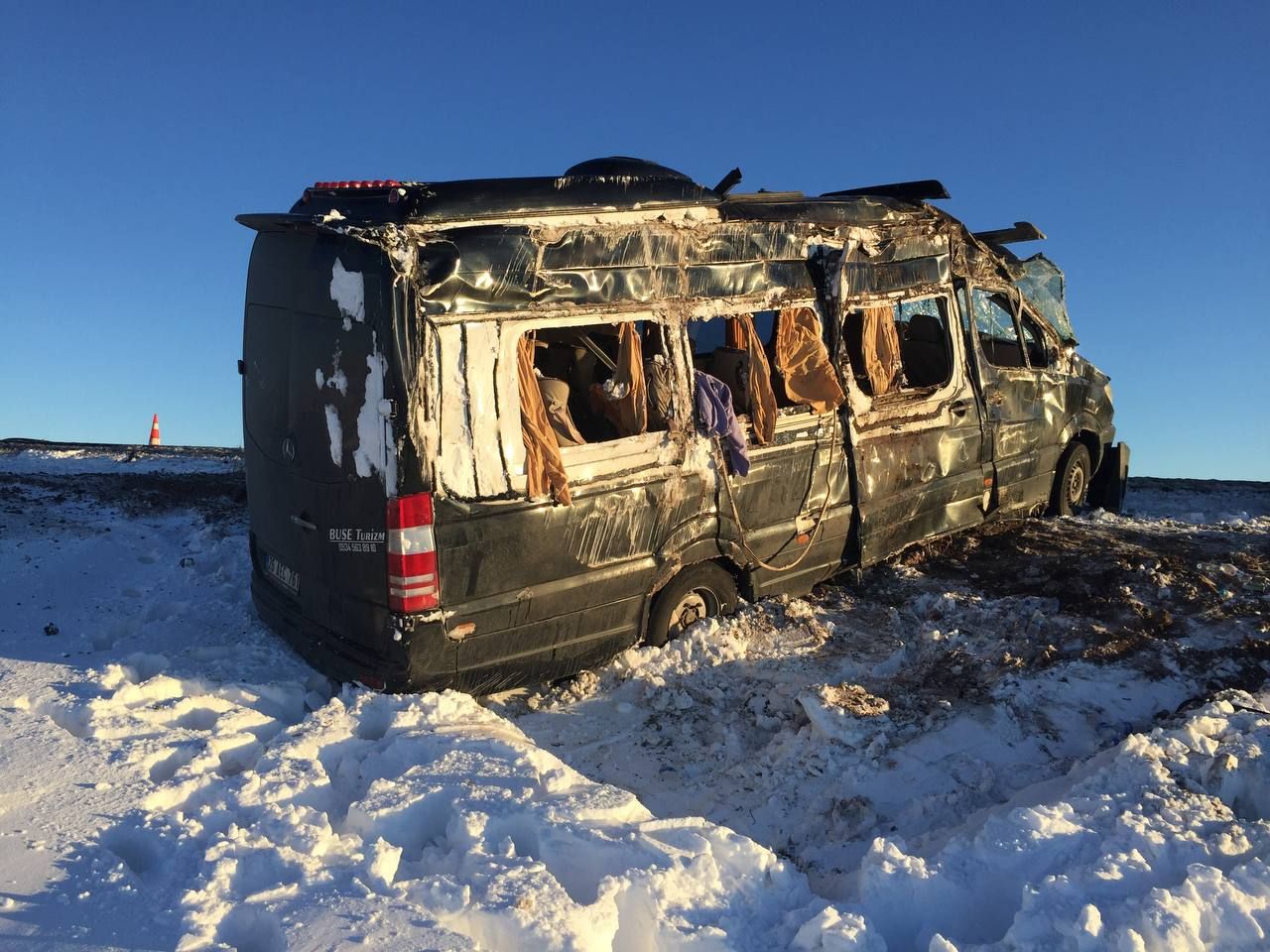 Siirt’ten Dönen Öğrenciler Kaza Yaptı: 11 Yaralı