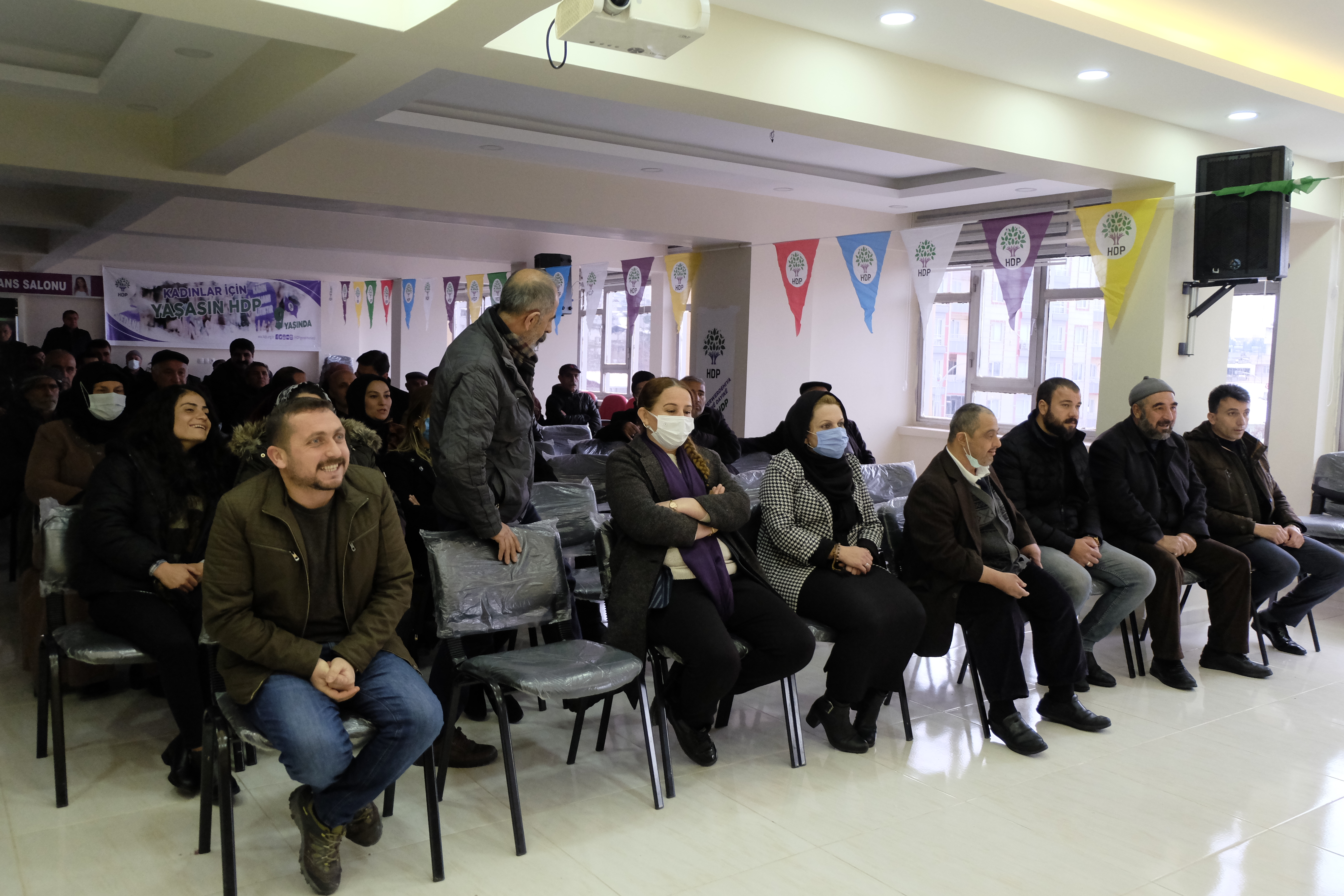 Siirt HDP: ’’Tüm Halkımızı Newroz Ateşi Etrafında Kenetlenmeye Çağırıyoruz’’