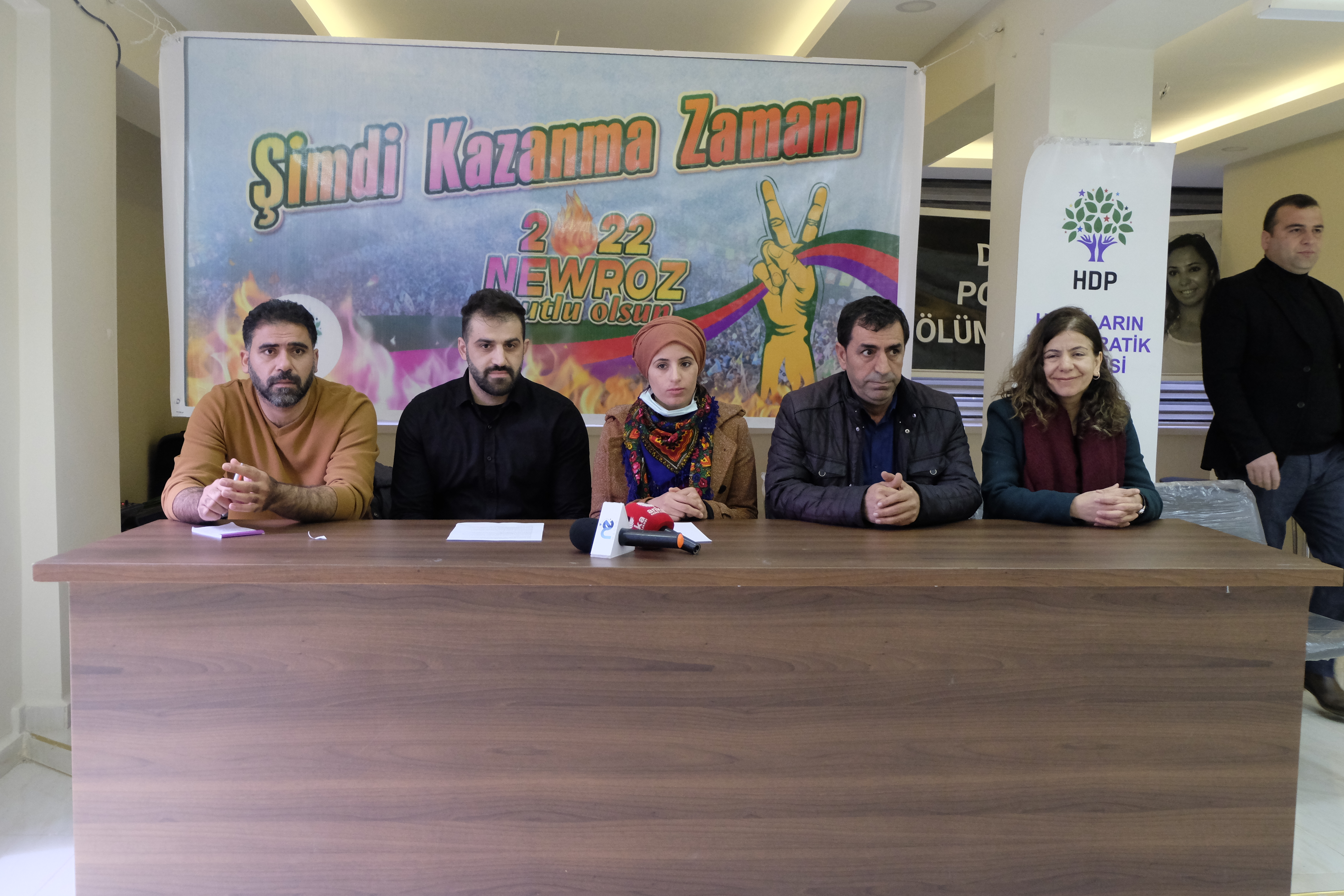 Siirt HDP: ’’Tüm Halkımızı Newroz Ateşi Etrafında Kenetlenmeye Çağırıyoruz’’