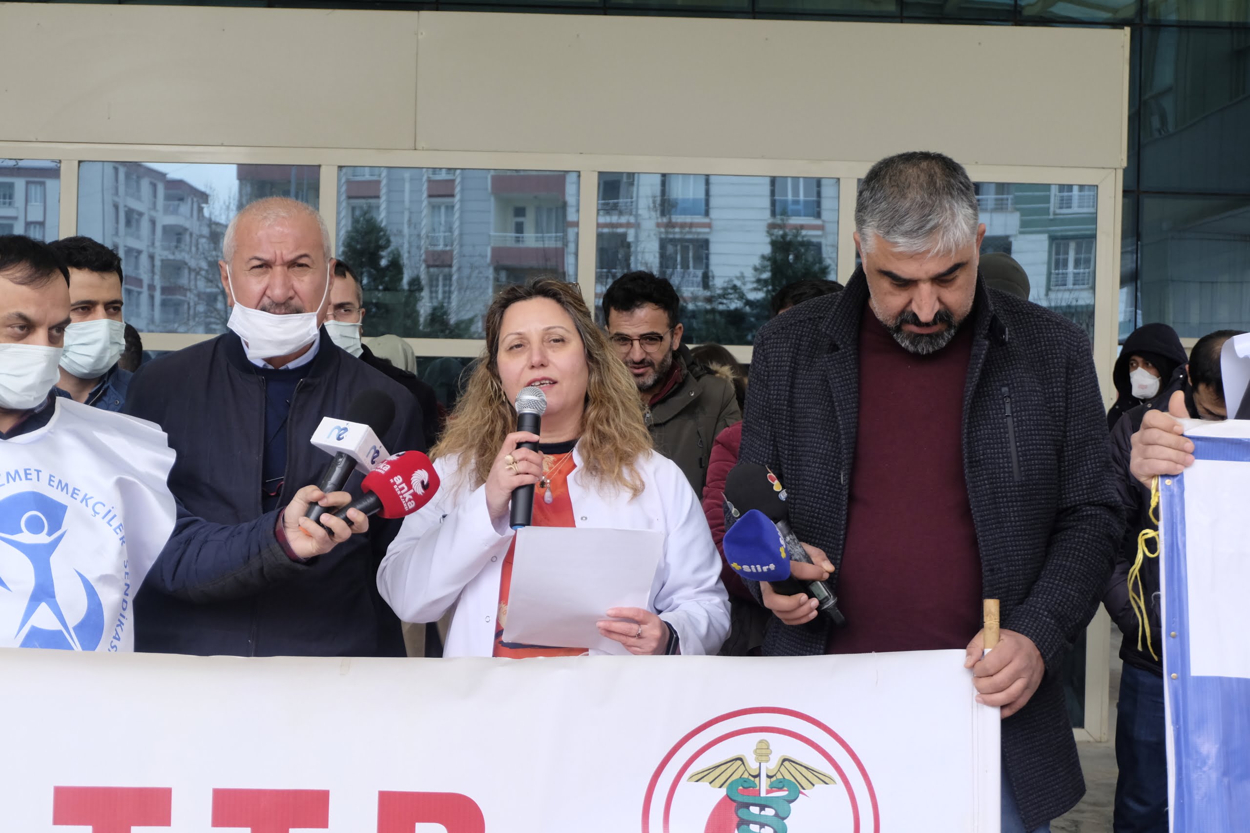 Siirt Tabip Odası: “Emeğimiz, Haklarımız, Sağlığımız ve Geleceğimiz İçin 14-15 Mart’ta G(ö)revdeyiz”