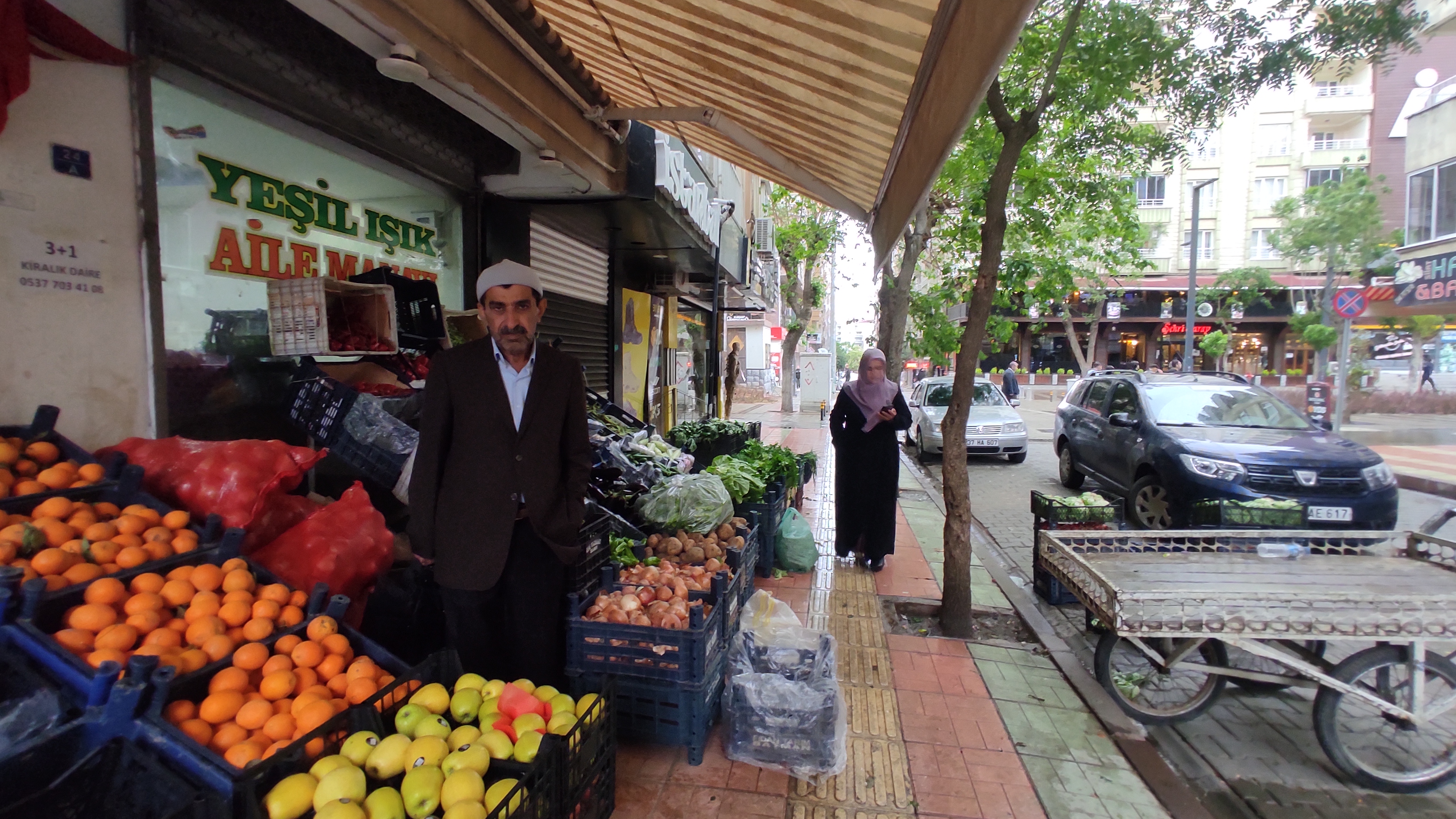 Vatandaş Kuru Soğana Bile Talim Edemiyor