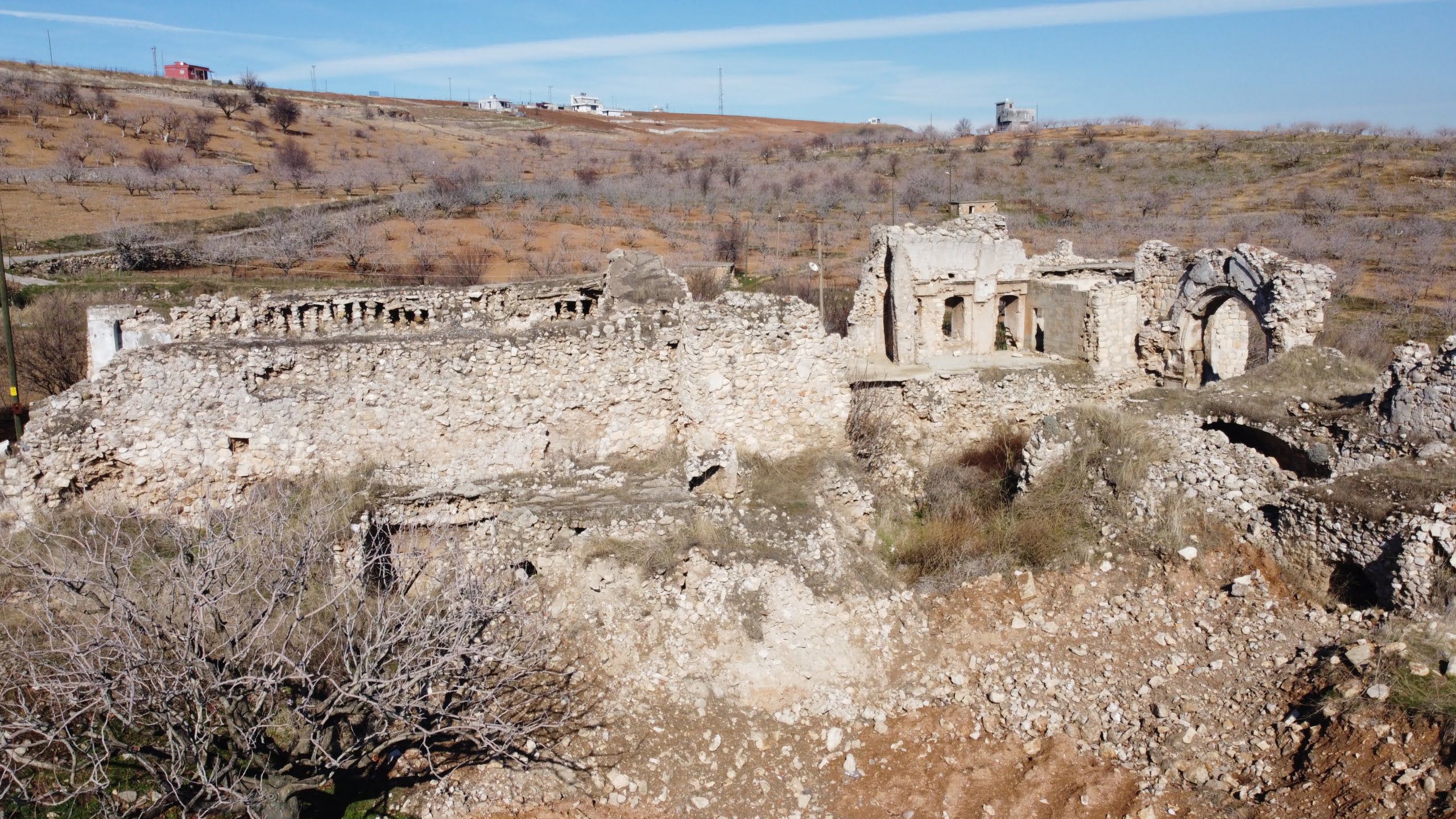 Siirt Mor Yakup Manastırında Define Arandığı İddia Ediliyor