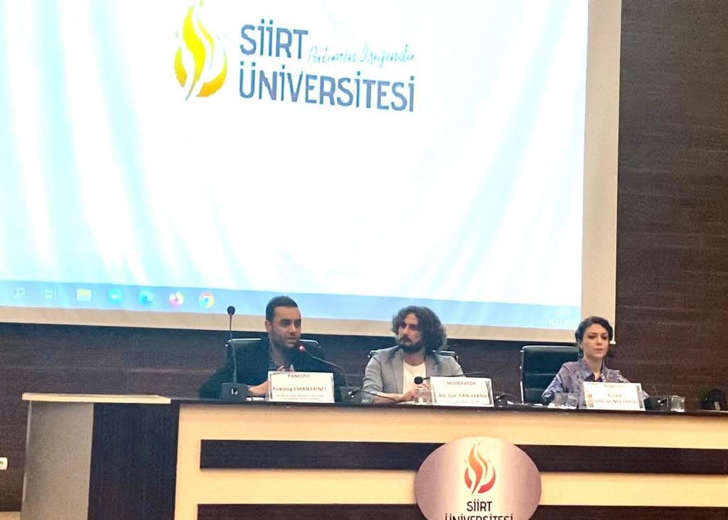 Siirt’te 20 Kasım Çocuk Hakları Günü Kapsamında Panel Düzenledi