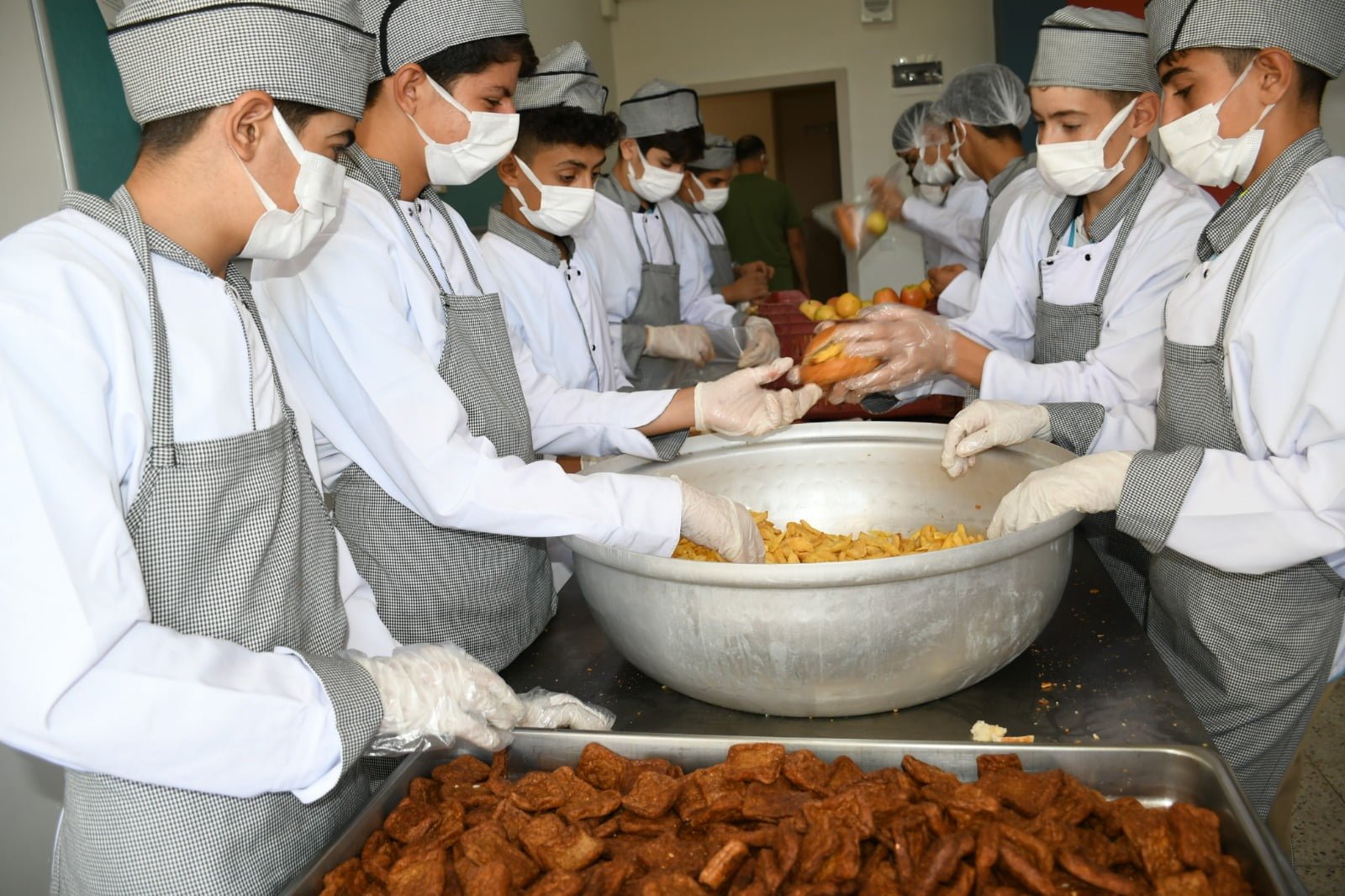 Siirt'te 15 Bin Öğrenci Ücretsiz Yemek Hizmetinden Yararlanıyor