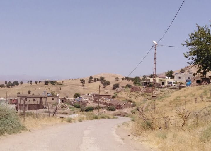 Siirt Sarıtepe Köyü Yolu Çamur İçinde