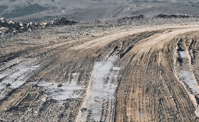 Siirt Sarıtepe Köyü Yolu Çamur İçinde