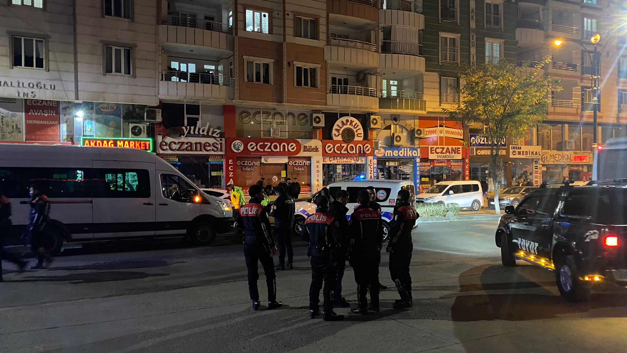 Siirt'te İlginç Olay, Polis Ateş Ederek Durdurabildi