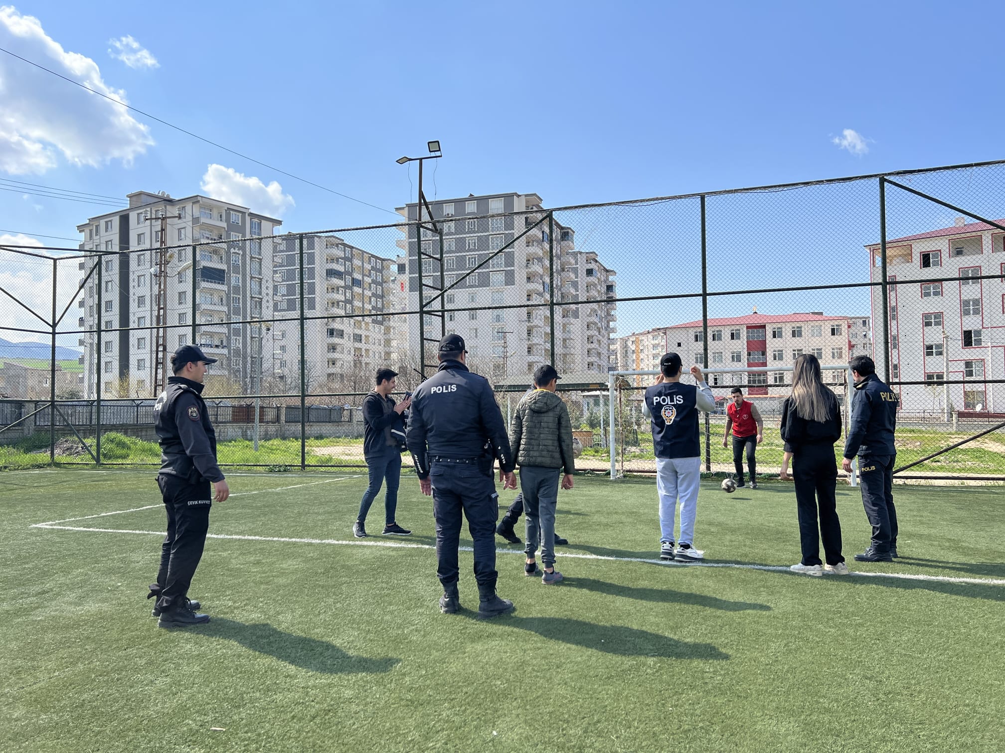 Otizmli Çocuklar Otizm Farkındalık Günü’nde Polis Oldu