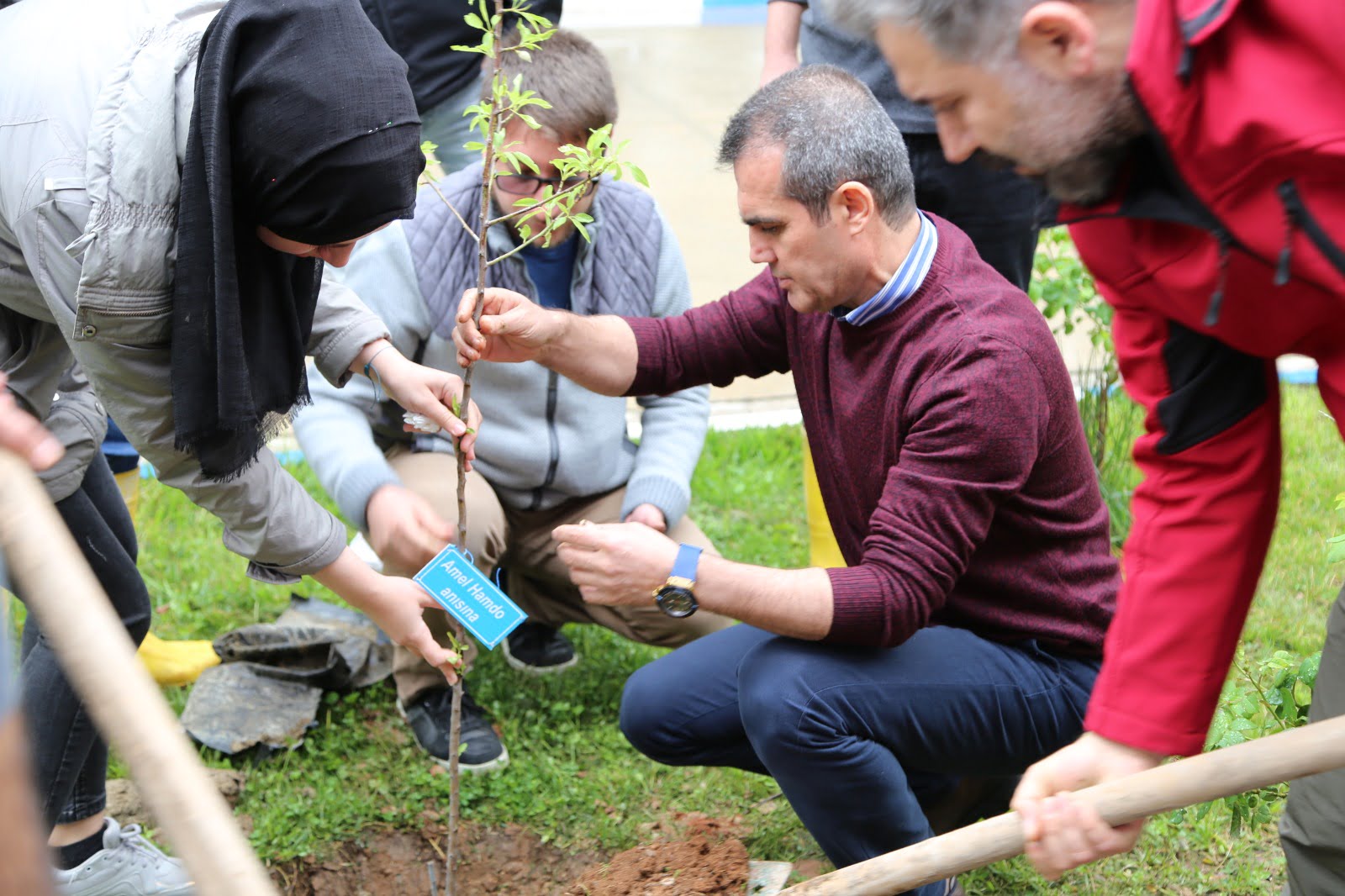 İsimleri Fidanlarla Yaşatılıyor