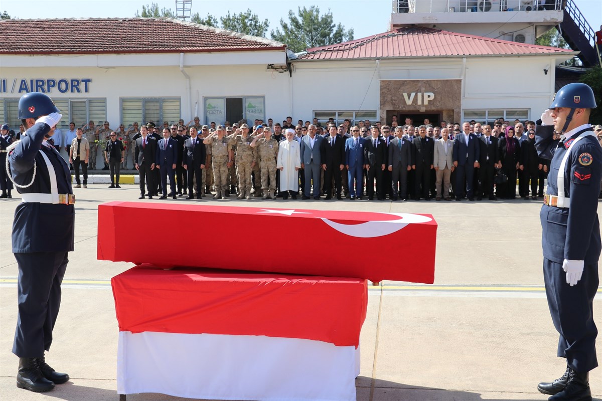 Şehit Uzman Çavuş Ceylan Son Yolculuğuna Uğurlandı