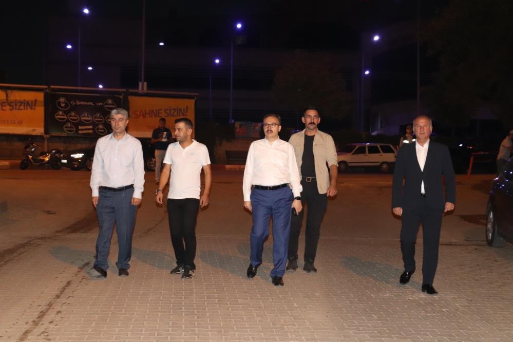 Siirt’te Temizlik Seferberliği Gece de Devam Ediyor