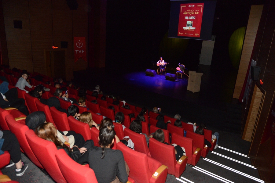 Aşık Veysel Türküleriyle Anıldı