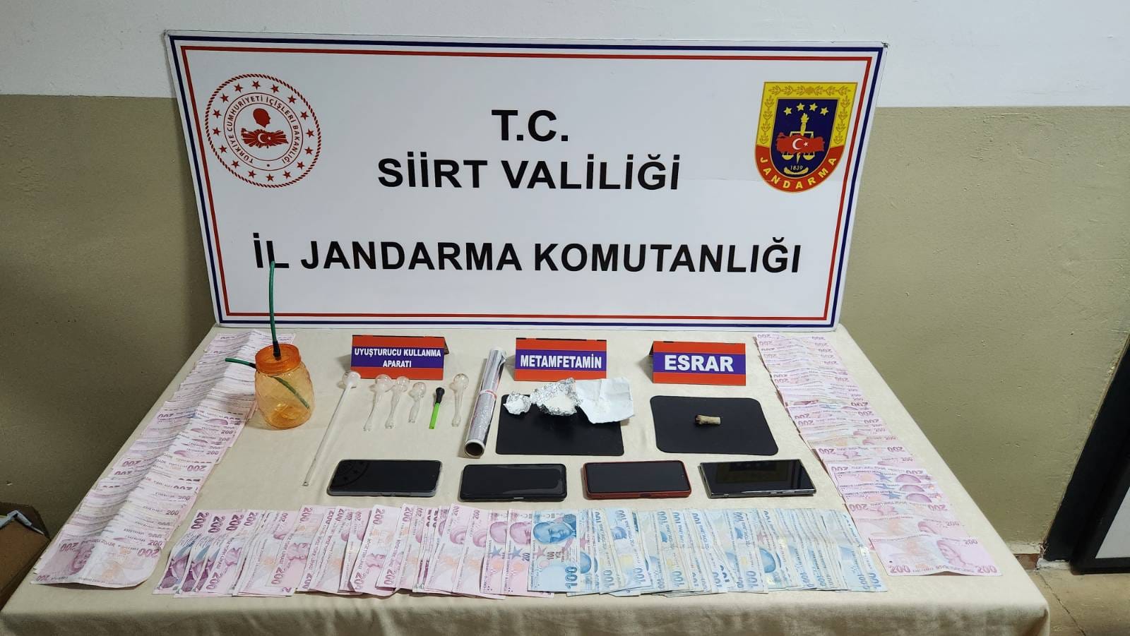 Siirt’te Uyuşturucu Operasyonu: 2 Tutuklama