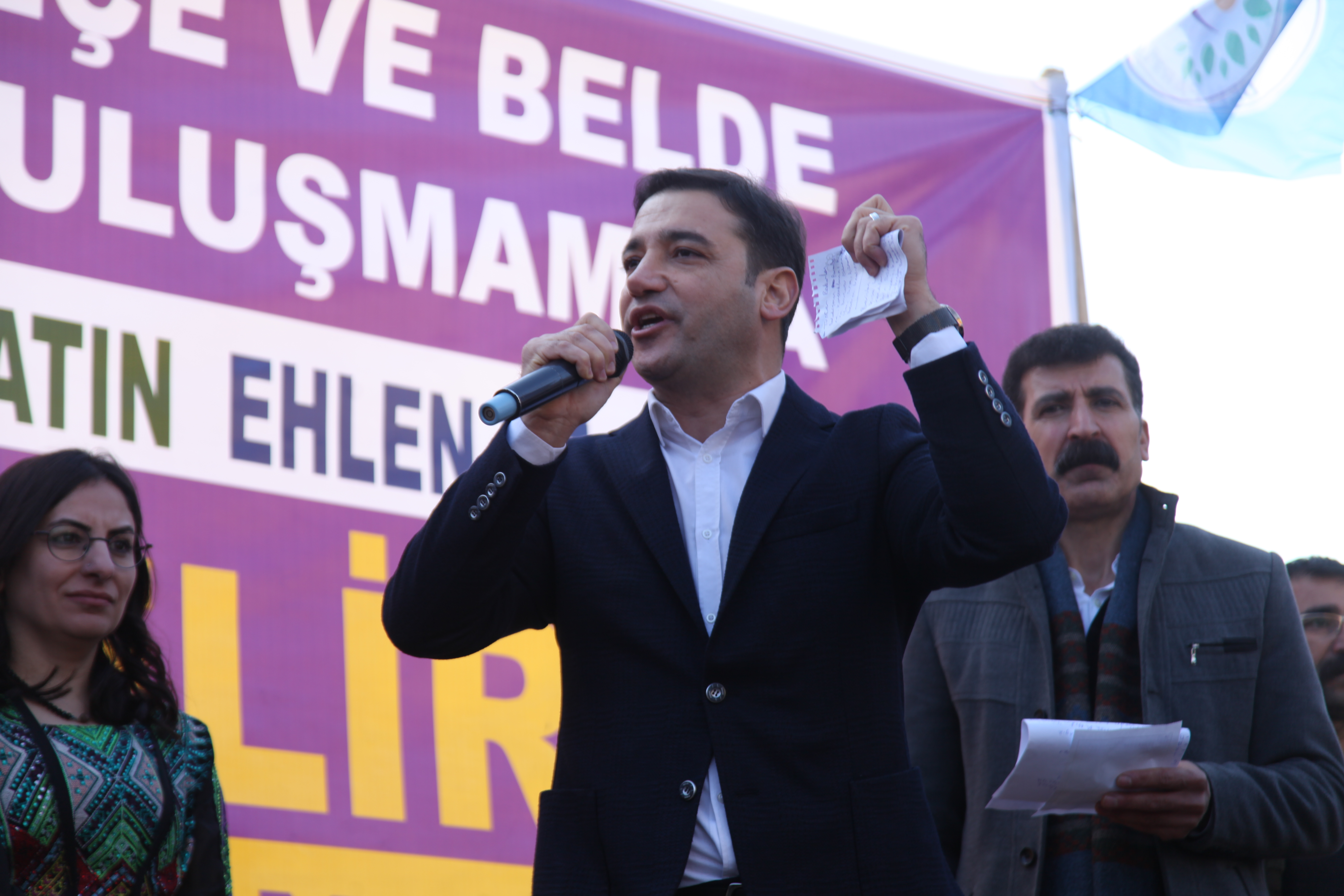 DEM Partili Tekin: “Haram Oylarla Seçim Kazanılmaz”