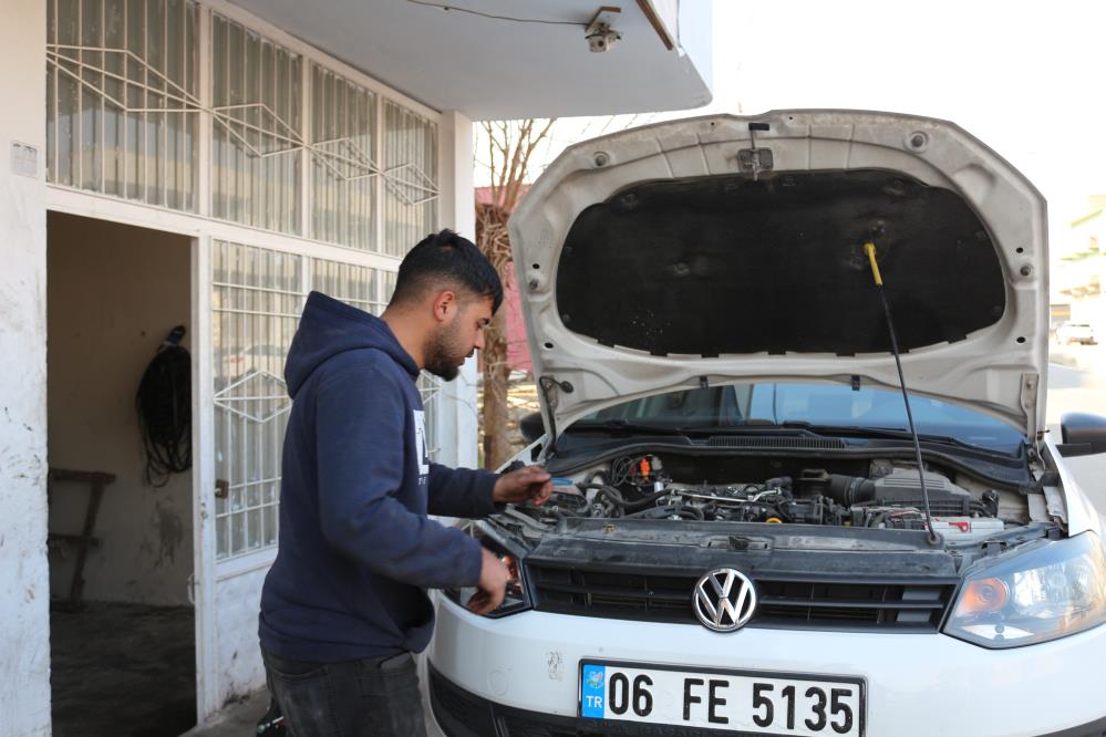 Siirt'te 19 Yaşında Motor Ustası Oldu